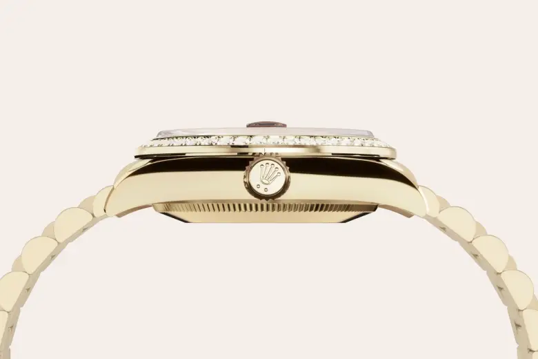 Rolex 
Datejust 31
Oyster, 31 mm, oro amarillo y diamantes
M278288RBR-0041