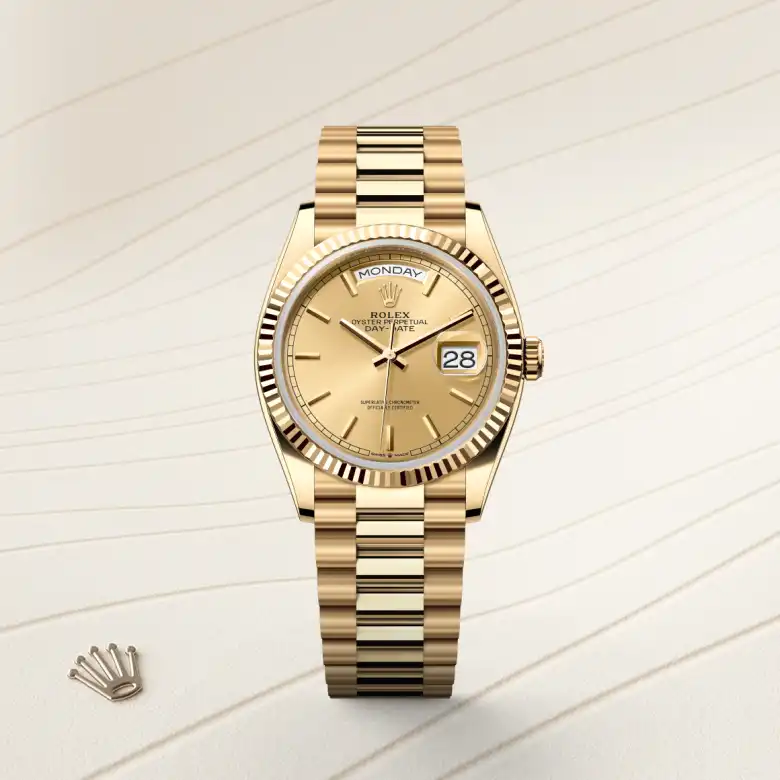 Rolex 
Day-Date 36
Oyster, 36 mm, oro amarillo
M128238-0045