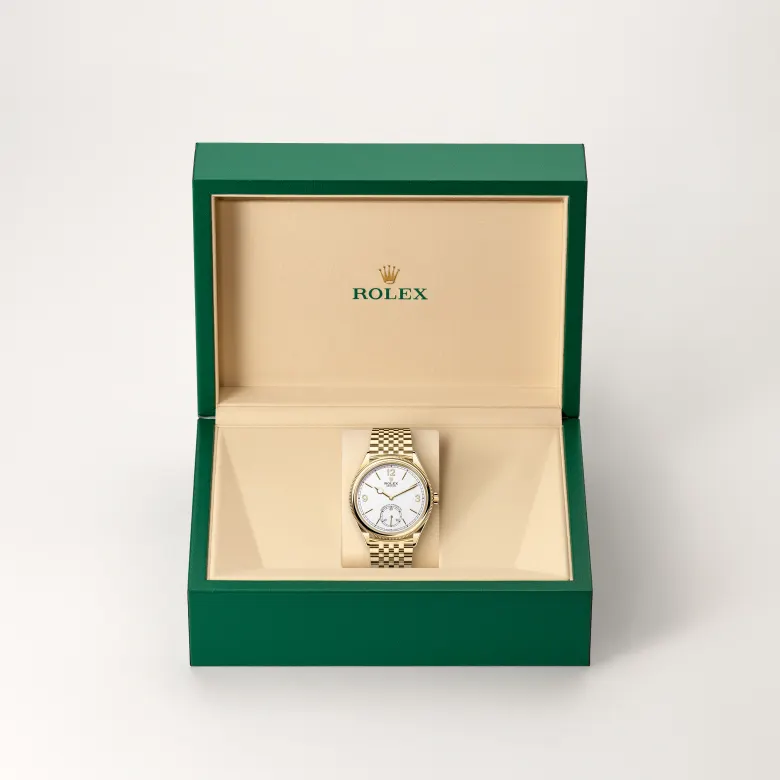 Rolex 
1908
39 mm, oro amarillo de 18 quilates, acabado pulido
M52508-0008