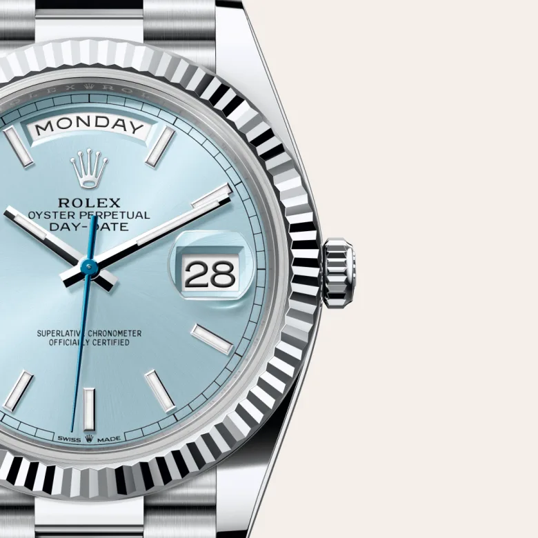 Rolex 
Day-Date 40
Oyster, 40 mm, platino
M228236-0018