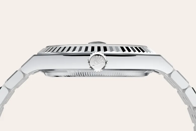 Rolex 
Land-Dweller 40
Oyster, 40 mm, platino
M127336-0001