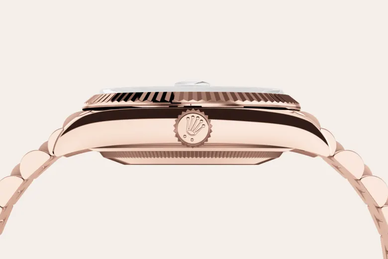 Rolex 
Day-Date 36
Oyster, 36 mm, oro Everose
M128235-0009