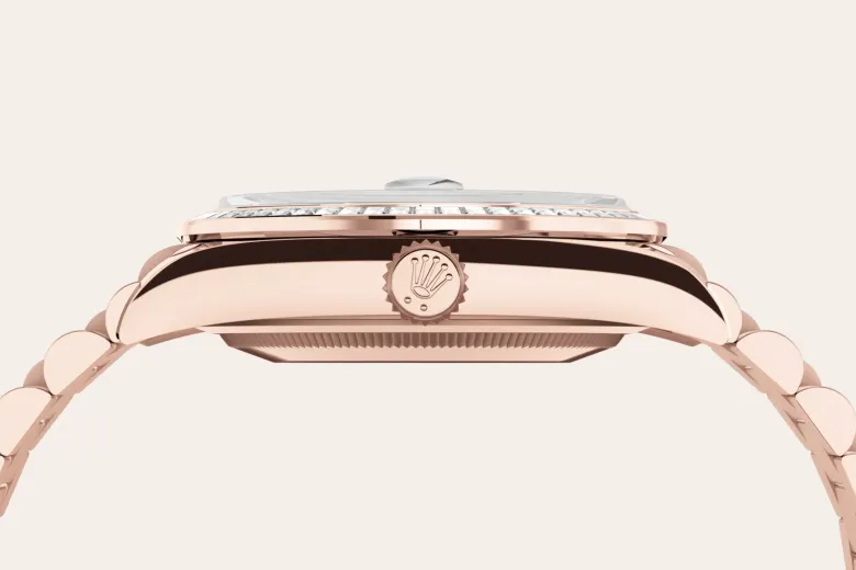 Rolex 
Day-Date 36
Oyster, 36 mm, oro Everose y diamantes
M128395TBR-0032