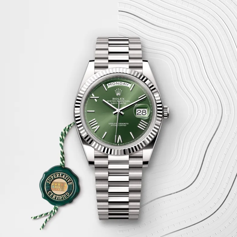 Rolex 
Day-Date 40
Oyster, 40 mm, oro blanco
M228239-0033