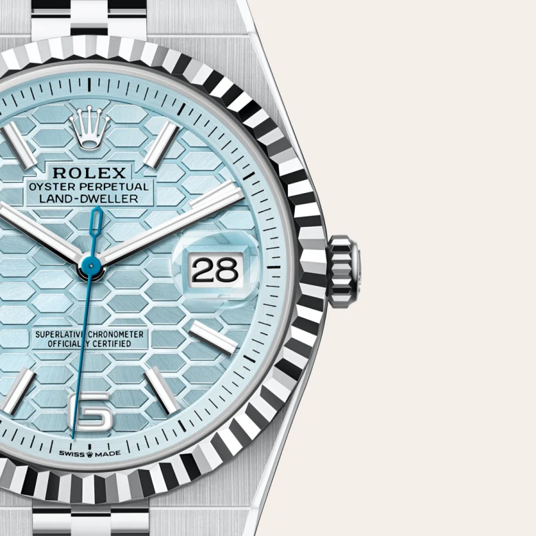 Rolex 
Land-Dweller 40
Oyster, 40 mm, platino
M127336-0001