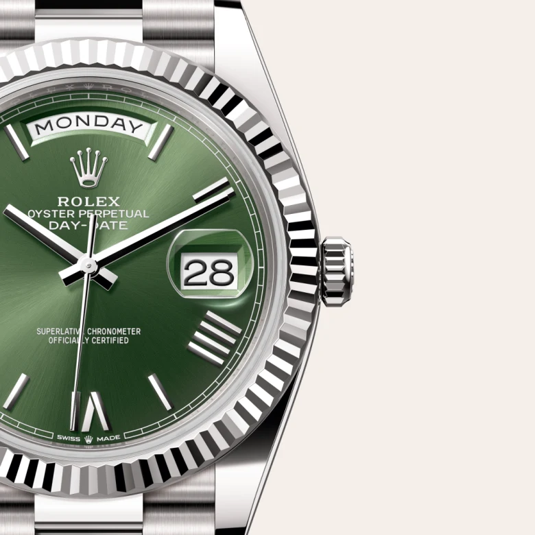 Rolex 
Day-Date 40
Oyster, 40 mm, oro blanco
M228239-0033